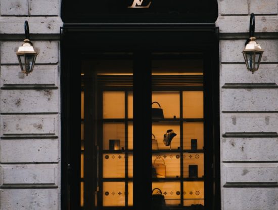 Alternance : Nos étudiants chez Chimex et Louis Vuitton - ESI||||||||||